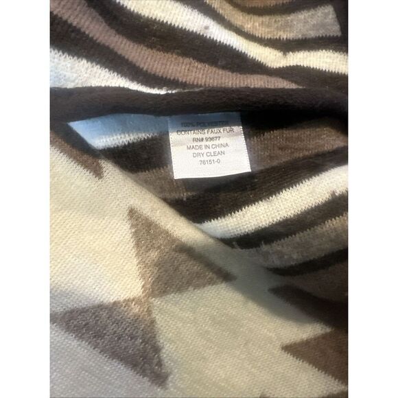 a.n.a. Women’s  Southwest Aztec Fleece Poncho Cape Jacket One Size NWT. $140 17 - Picture 6 of 9